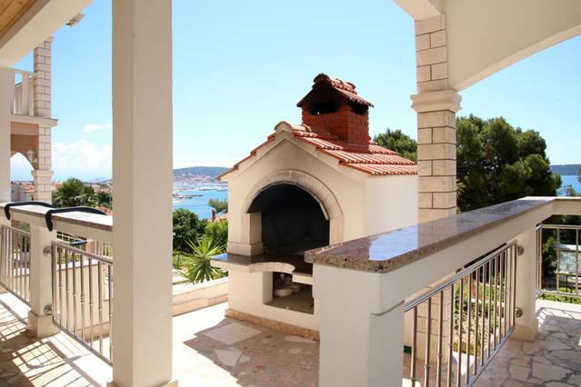 Villa Rosanda Apartments Τρογκίρ Εξωτερικό φωτογραφία